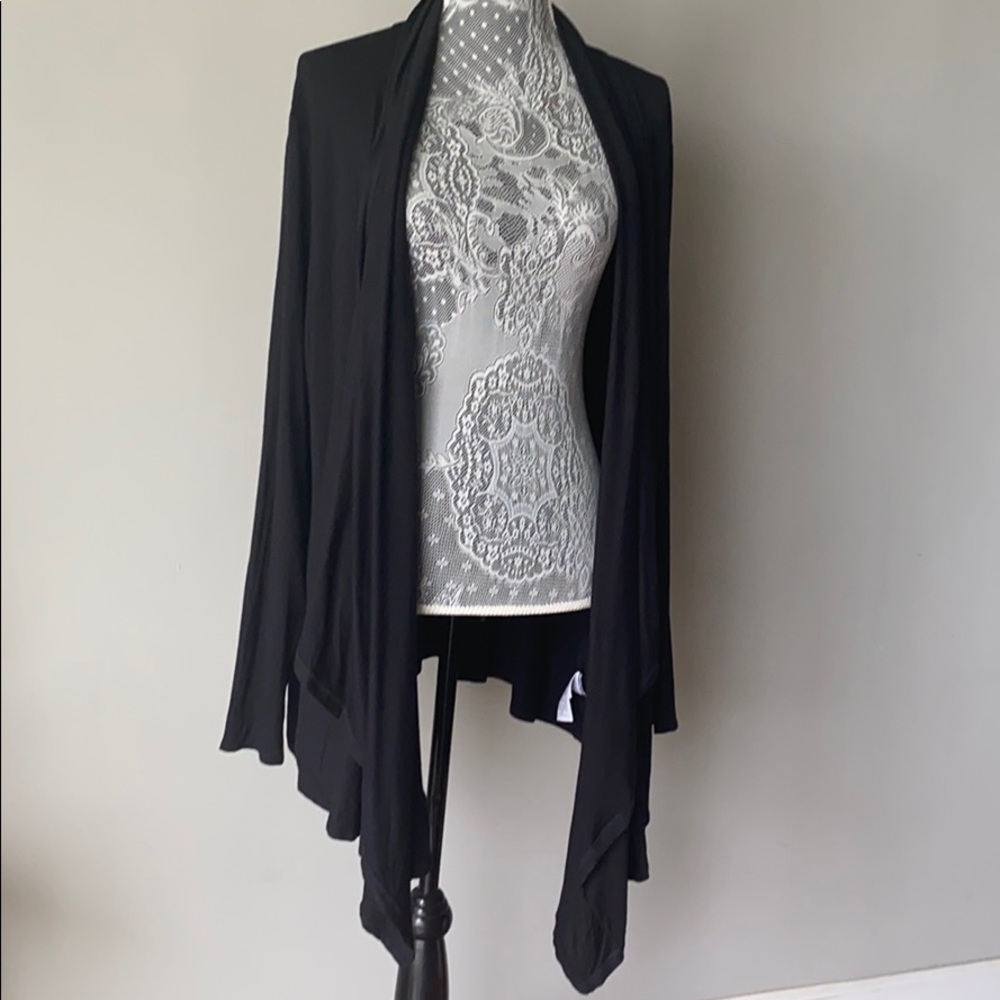 ❤️ Regna X Black Long-sleeve Open Front Ca…